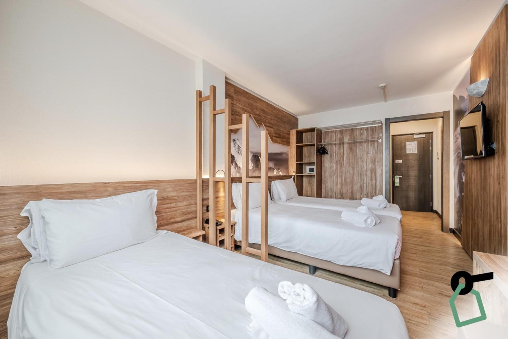 Hotiday Chalet Sestriere Vialattea Exterior foto